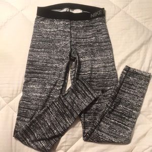 Nike leggings